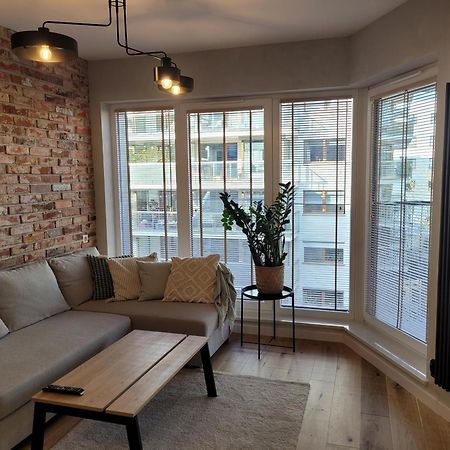 Jezyce Good Place Free Parking 포즈난 외부 사진